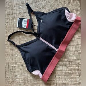 NEW WITH TAGS/ Nike Dri-FIT-Indy Sports Bra